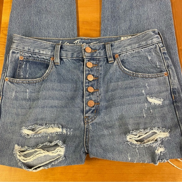 We the Free Urban Outfitters regular high rise button fly distressed jeans 28 - Picture 7 of 14